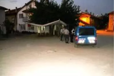 Kahvehanede çıkan silahlı kavgada kan döküldü: 1 ölü Kahvehanede çıkan silahlı kavgada kan döküldü: 1 ölü
