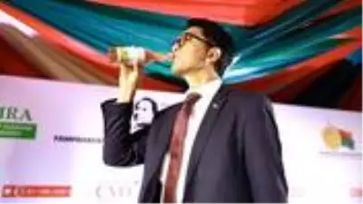 Madagaskar'ın koronavirüse karşı geliştirdiği bitkisel karışım fiyaskoyla sonuçlandı Madagaskar'ın koronavirüse karşı geliştirdiği bitkisel karışım fiyaskoyla sonuçlandı