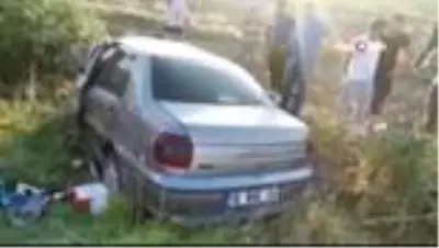 Otomobillerin hurdaya döndüğü kazada 2 kişi yaralandı Otomobillerin hurdaya döndüğü kazada 2 kişi yaralandı