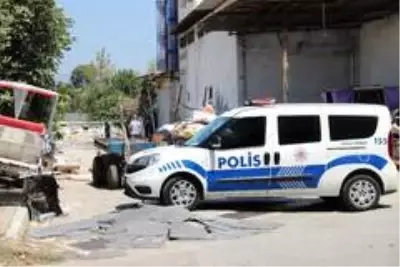 Pompalı tüfekle ateş açtı: 2 yaralı Pompalı tüfekle ateş açtı: 2 yaralı