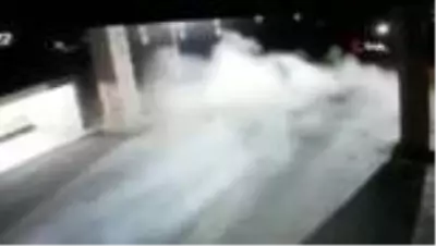 - Rusya'da araçlar kafa kafaya çarpıştı: 5 ölü, 6 yaralı - Rusya'da araçlar kafa kafaya çarpıştı: 5 ölü, 6 yaralı