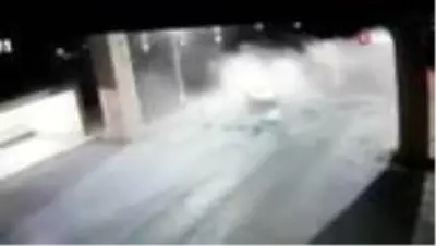 Rusya'da araçlar kafa kafaya çarpıştı: 5 ölü, 6 yaralı Rusya'da araçlar kafa kafaya çarpıştı: 5 ölü, 6 yaralı