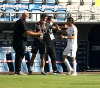 Süper Lig: Kasımpaşa: 3 Medipol Başakşehir: 2 (Maç sonucu)