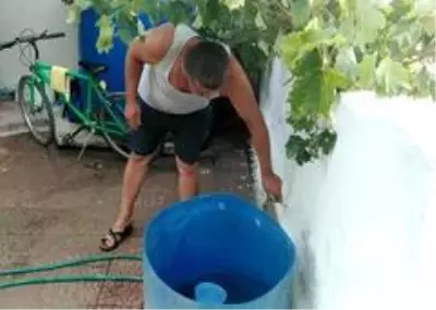 Tatil yerinde su sorununa vatandaşlardan tepki Tatil yerinde su sorununa vatandaşlardan tepki