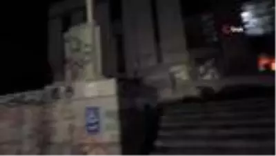 Son dakika haberi | - ABD'de göstericiler mahkeme binasını ateşe verdi Son dakika haberi | - ABD'de göstericiler mahkeme binasını ateşe verdi
