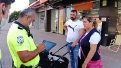 Bebekle duygu sömürüsü polise takıldı Bebekle duygu sömürüsü polise takıldı