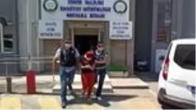 Dolandırıcılıktan 133, 137 ve 143 yıl hapis cezaları bulunan 3 kadın yakalandı Dolandırıcılıktan 133, 137 ve 143 yıl hapis cezaları bulunan 3 kadın yakalandı