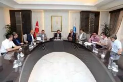 Eyüpsultan Belediyesi'nden işçilere bayram öncesi müjde Eyüpsultan Belediyesi'nden işçilere bayram öncesi müjde