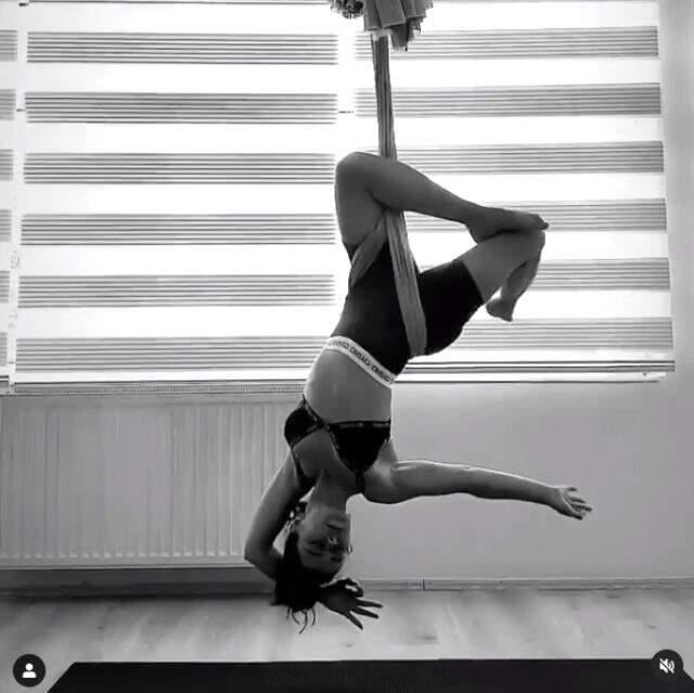 İp sarılarak yoga yapan Simge Sağın, esnekliğiyle ağızları açık bırakıyor İp sarılarak yoga yapan Simge Sağın, esnekliğiyle ağızları açık bırakıyor