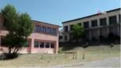 Kapatılan 740 öğrencili YİBO çürümeye başladı Kapatılan 740 öğrencili YİBO çürümeye başladı