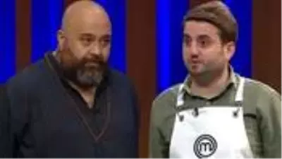 MasterChef yarışmacısı Kayhan Özekin, Somer Sivrioğlu'nun Ali Nazik'le ilgili hikayesini anlattı! Jürilerin ağzı açık kaldı MasterChef yarışmacısı Kayhan Özekin, Somer Sivrioğlu'nun Ali Nazik'le ilgili hikayesini anlattı! Jürilerin ağzı açık kaldı
