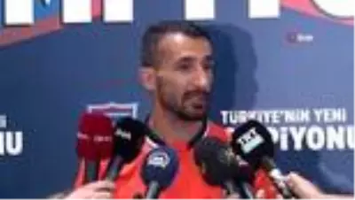 Mehmet Topal'dan Beşiktaş iddialarına yanıt: UEFA maçından sonra oturur, konuşuruz Mehmet Topal'dan Beşiktaş iddialarına yanıt: UEFA maçından sonra oturur, konuşuruz