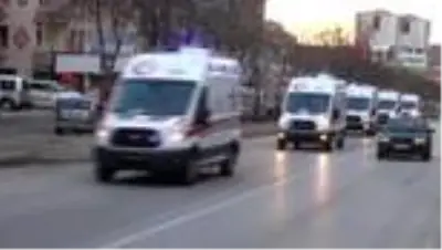 Mobil ambulans uygulamasıyla kazalara anında müdahale ediliyor Mobil ambulans uygulamasıyla kazalara anında müdahale ediliyor