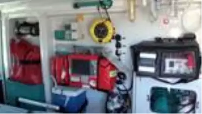 Mobil ambulans uygulamasıyla kazalara anında müdahale ediliyor Mobil ambulans uygulamasıyla kazalara anında müdahale ediliyor