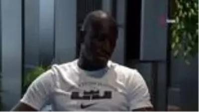 (Özel haber) Demba Ba: 'Planlarım arasında Ayasofya'da namaz kılmak var' -1- (Özel haber) Demba Ba: 'Planlarım arasında Ayasofya'da namaz kılmak var' -1-
