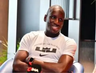 (Özel haber) Demba Ba: 'Planlarım arasında Ayasofya'da namaz kılmak var' (Özel haber) Demba Ba: 'Planlarım arasında Ayasofya'da namaz kılmak var'