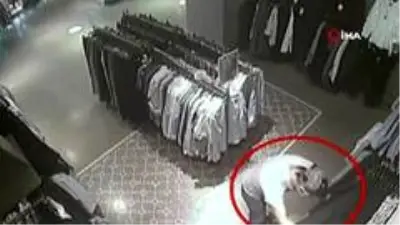 PKK'ya düzenlenen operasyonda el yapımı patlayıcı ele geçirildi PKK'ya düzenlenen operasyonda el yapımı patlayıcı ele geçirildi