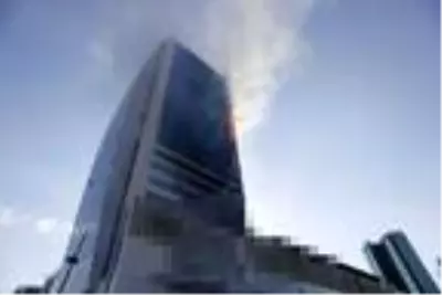 Son Dakika: Ankara'daki plaza yangını kontrol altına alındı Son Dakika: Ankara'daki plaza yangını kontrol altına alındı