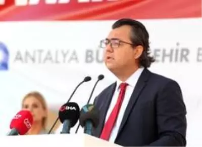 Antalya'da Kepez Santral Mahallesi Kentsel Dönüşümde ilk anahtar teslim sevinci