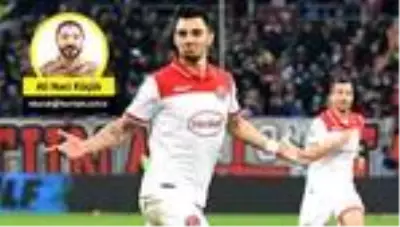 Galatasaray, Kaan Ayhan'a 1 milyon euro maaş teklif etti Galatasaray, Kaan Ayhan'a 1 milyon euro maaş teklif etti
