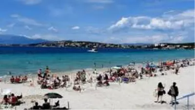 Son dakika... Çeşme bayram hareketliliğine hazırlanıyor