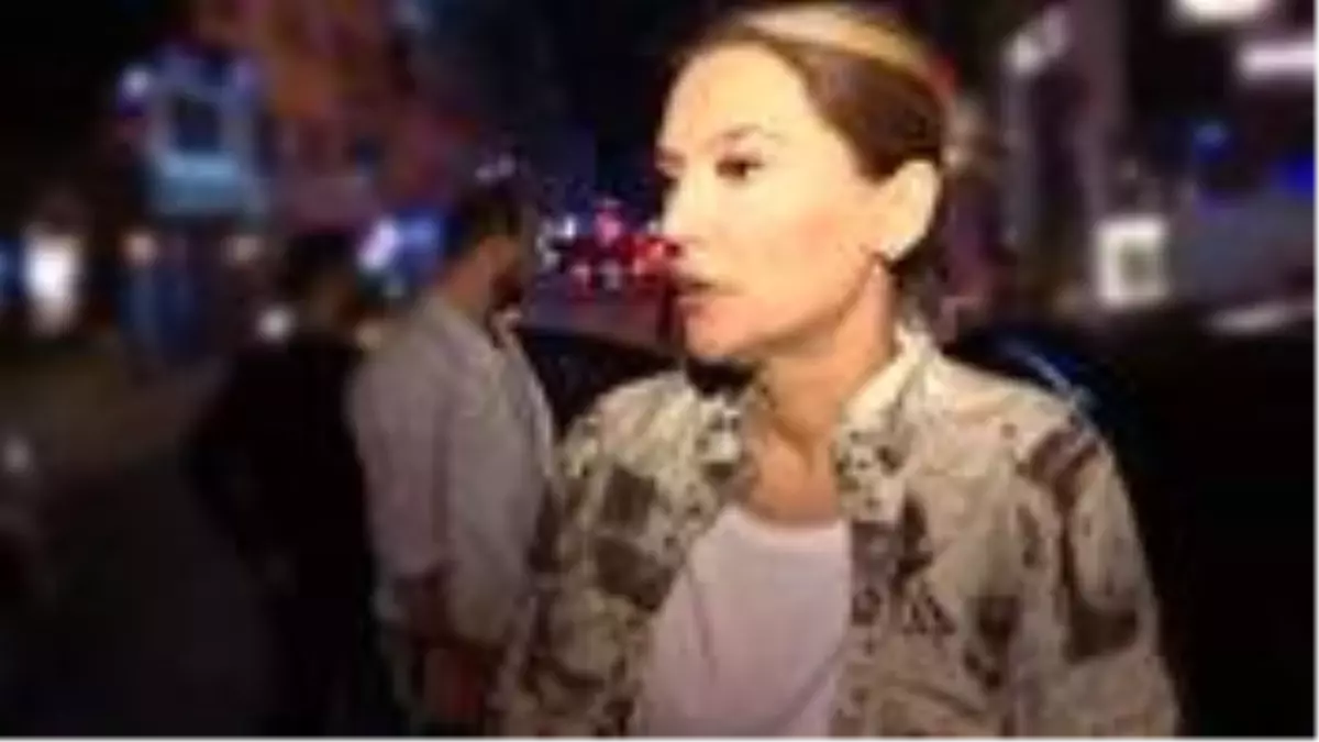 Demet Akalın, yurt dışından alışveriş yaparken dolandırıldı