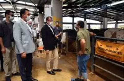 Dev tesis için esnaf ve vatandaştan hayır dua Dev tesis için esnaf ve vatandaştan hayır dua