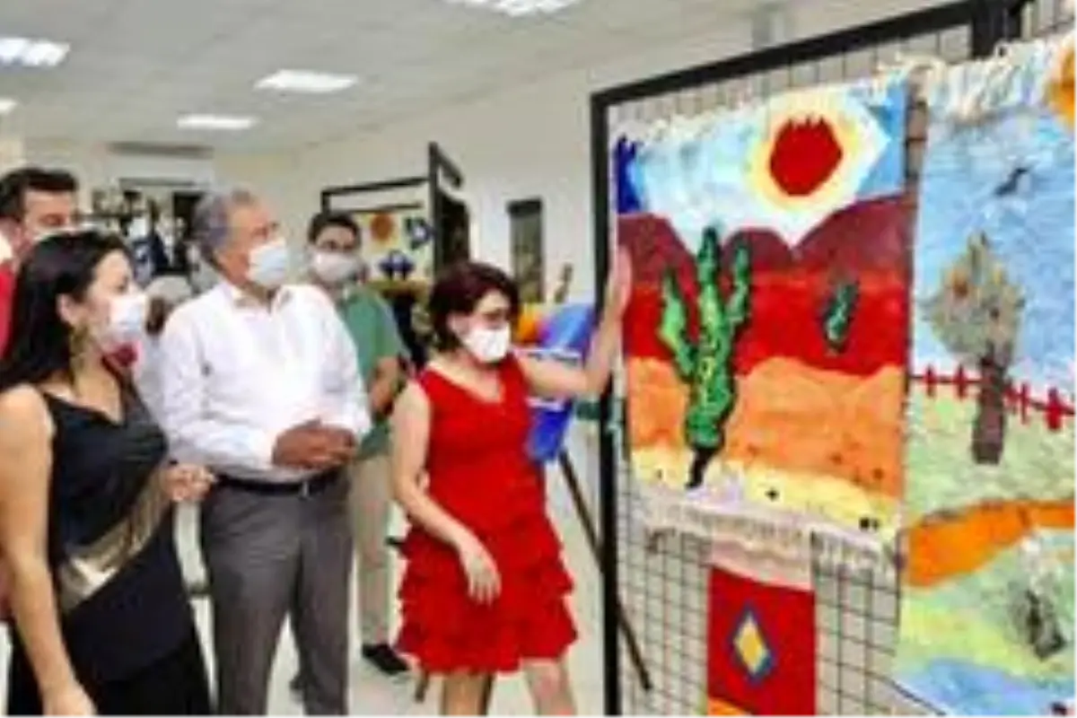 Didim'de 'Dokumada İlkler Sergisi' açıldı