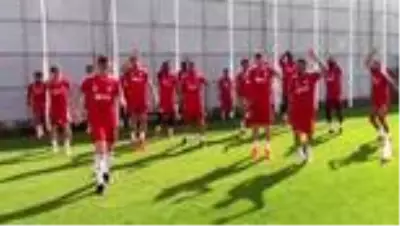 Emre Kılınç, Mert Hakan Yandaş ve Fatih Aksoy'un yıldızı Sivasspor'da parladı Emre Kılınç, Mert Hakan Yandaş ve Fatih Aksoy'un yıldızı Sivasspor'da parladı