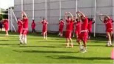 Emre Kılınç, Mert Hakan Yandaş ve Fatih Aksoy'un yıldızı Sivasspor'da parladı Emre Kılınç, Mert Hakan Yandaş ve Fatih Aksoy'un yıldızı Sivasspor'da parladı