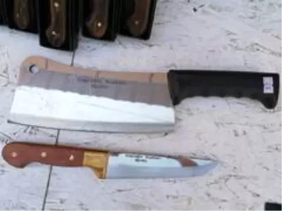 Isparta'da bıçak bileme ustalarının bayram mesaisi Isparta'da bıçak bileme ustalarının bayram mesaisi
