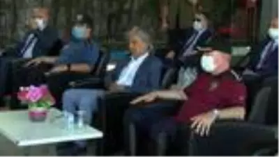 İZMİR İzmir Atlı Polis Eğitim Merkezi'nin yeni yerleşkesi törenle açıldı İZMİR İzmir Atlı Polis Eğitim Merkezi'nin yeni yerleşkesi törenle açıldı