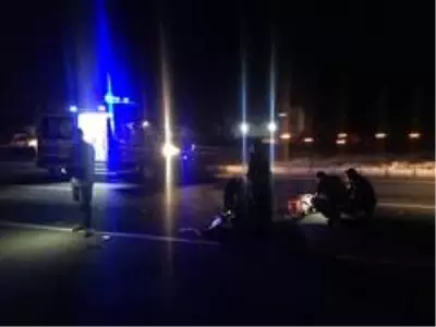 Otomobille çarpışan motosikletteki 2 kişi feci şekilde can verdi Otomobille çarpışan motosikletteki 2 kişi feci şekilde can verdi