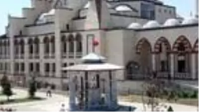 Şehit oğlunun düğünü için biriktirdiği parayla şadırvan yaptırdı Şehit oğlunun düğünü için biriktirdiği parayla şadırvan yaptırdı