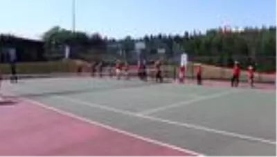 Sultangazili çocuklar yeni normal hayatta hem eğitim görüyor, hem eğleniyor Sultangazili çocuklar yeni normal hayatta hem eğitim görüyor, hem eğleniyor