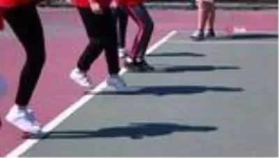 Sultangazili çocuklar yeni normal hayatta hem eğitim görüyor, hem eğleniyor Sultangazili çocuklar yeni normal hayatta hem eğitim görüyor, hem eğleniyor