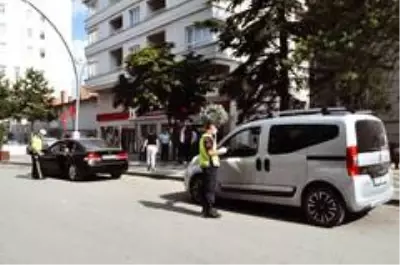 Son Dakika: Sungurlu'da maske denetimi Son Dakika: Sungurlu'da maske denetimi