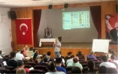 ADÜSEM 'Temel Borsa ve Türev Piyasalar Eğitimini' yatırımcılara götürüyor ADÜSEM 'Temel Borsa ve Türev Piyasalar Eğitimini' yatırımcılara götürüyor