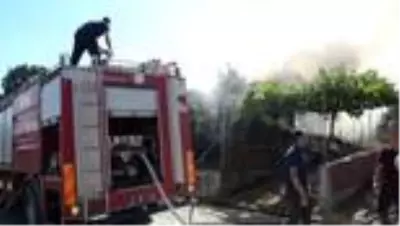 Babasının evinde çıkan yangın oğlunun evini de kullanılamaz hale getirdi Babasının evinde çıkan yangın oğlunun evini de kullanılamaz hale getirdi