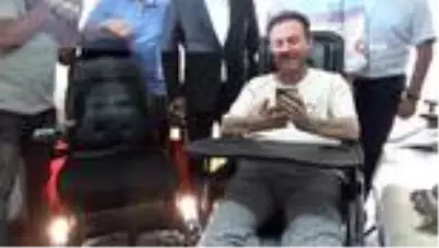 Bakan Kasapoğlu, Manisalı Ahmet'in hayalini gerçekleştirdi Bakan Kasapoğlu, Manisalı Ahmet'in hayalini gerçekleştirdi