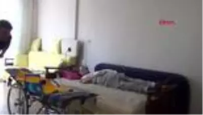 Bakan Kasapoğlu'nun görüştüğü engelli itfaiye eri, akülü tekerlekli sandalyesine kavuştu Bakan Kasapoğlu'nun görüştüğü engelli itfaiye eri, akülü tekerlekli sandalyesine kavuştu