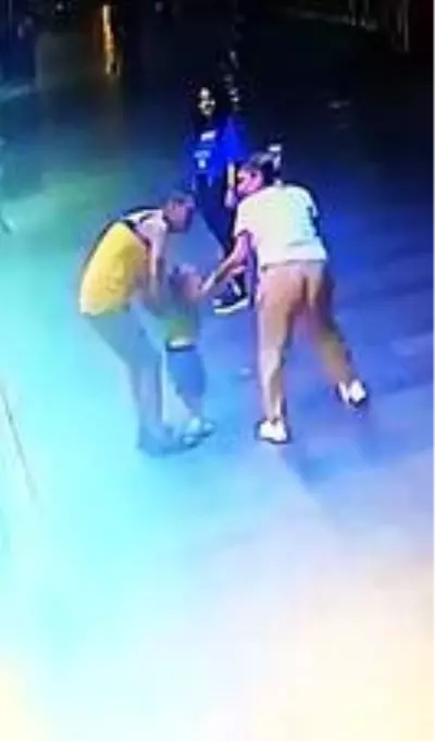 Çocuğu kaçırılma girişiminde bulunulan anne o anları İHA'ya anlattı Çocuğu kaçırılma girişiminde bulunulan anne o anları İHA'ya anlattı