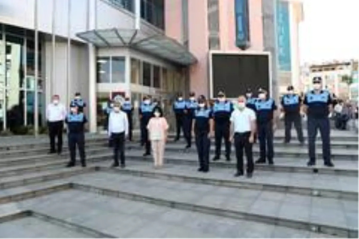 İzmit Zabıta bayramda görevinin başında