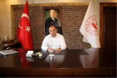 Kaymakam Sağlam Cide'de göreve başladı Kaymakam Sağlam Cide'de göreve başladı