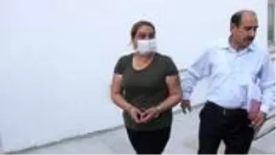 Koronavirüs şüphesiyle götürüldüğü hastaneden kocası tarafından kaçırılan kadın mahkum: Beni sevdiği için kaçırdı Koronavirüs şüphesiyle götürüldüğü hastaneden kocası tarafından kaçırılan kadın mahkum: Beni sevdiği için kaçırdı