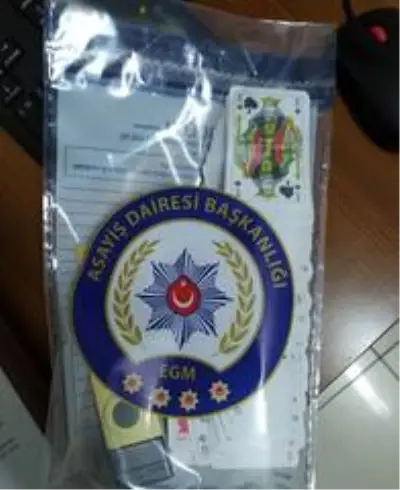 Kumar baskınında 4 kişiye 4 bin 900 TL para cezası Kumar baskınında 4 kişiye 4 bin 900 TL para cezası