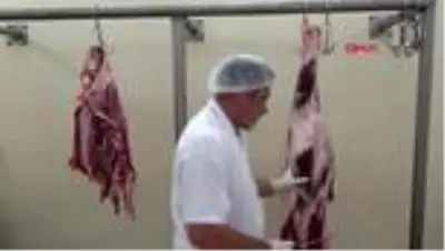 Kurban etini ilk gün yemeyin Kurban etini ilk gün yemeyin