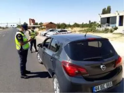 Ortak uygulamada çocuklara dedektif kartı sürprizi Ortak uygulamada çocuklara dedektif kartı sürprizi