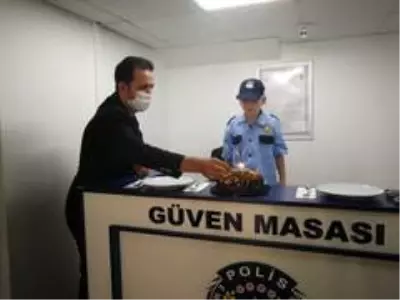 Polis olmak isteyen Ömer'e doğum günü sürprizi