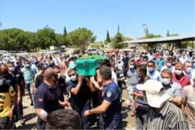 Serinlemek için girdiği gölette boğulan itfaiye eri son yolculuğuna uğurlandı Serinlemek için girdiği gölette boğulan itfaiye eri son yolculuğuna uğurlandı